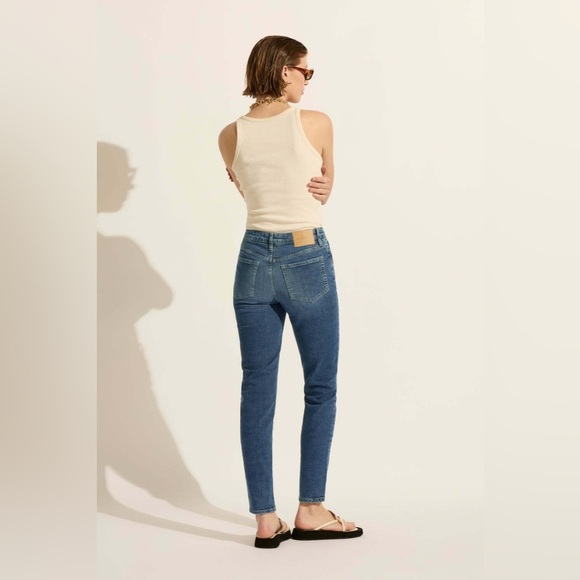 Outland Denim Women's Lucy High Rise Slim Jean in New Blue Size 29 - Picture 1 of 12